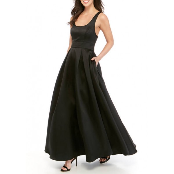 sequin hearts Women's Solid Ball Gown